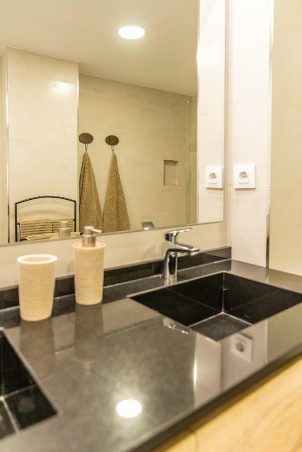 Luxury Apartment Alcazaba By Nagoa Homes マラガ エクステリア 写真